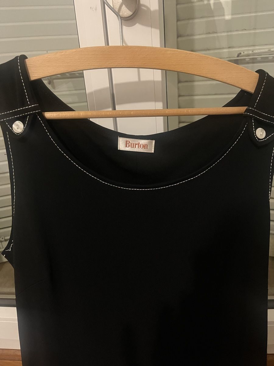 Kleider: Robe noire Burton – Gebraucht aus Zürich von Noemie1994 1