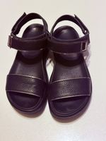 Geox noir. Comme neuf. Pointure: 35