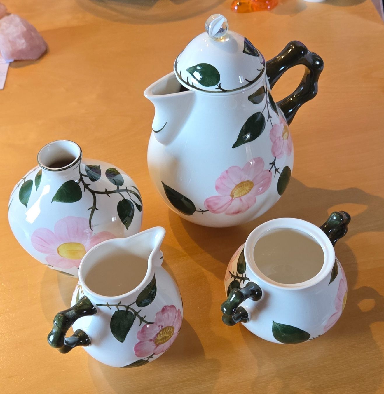 Villeroy & Boch Geschirrsets: Villeroy-Boch Wild Rose – Gebraucht aus Eglisau von MMEB_1940 1