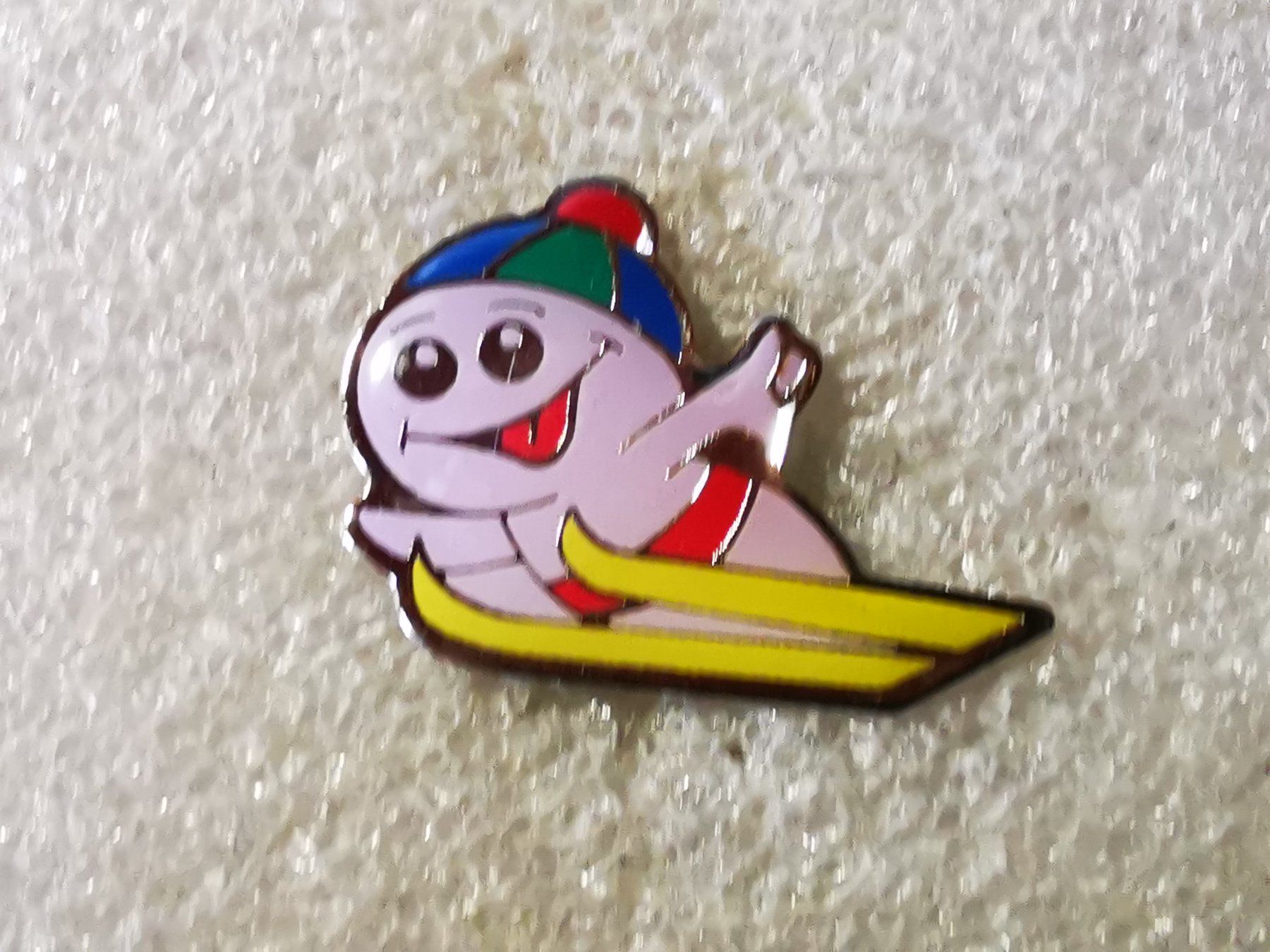 Placchette & Badge: Ansteckpin 87:  Maga Bio – Usato da Oppligen venduto da Pin-Fall-Shop