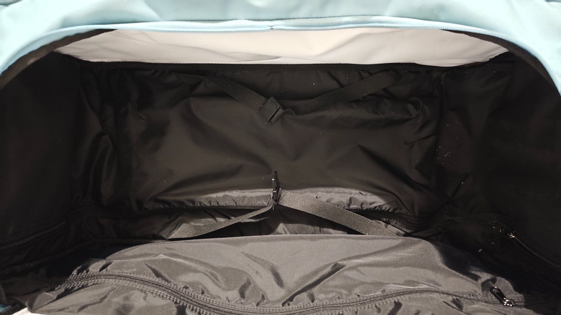 Longchamp Valigie: Longchamp Le Pliage Reisetasche mit Rollen, hellblau – Usato da Zürich venduto da Kybele25 9