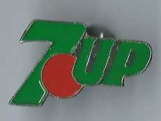 Placchette & Badge: 7 UP  PIN – Usato da Zürich venduto da t24_de