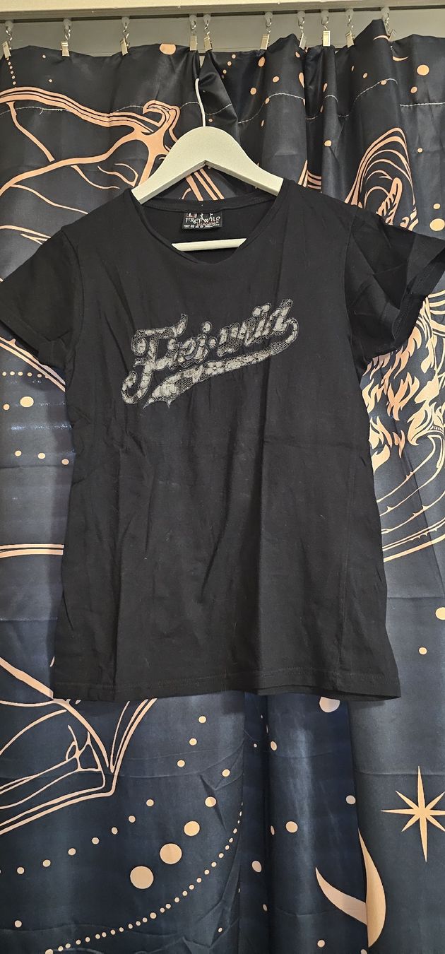 T-shirt: Frei.Wild Lady Band Shirt Gr.L – Usato da Zürich venduto da Daniela51