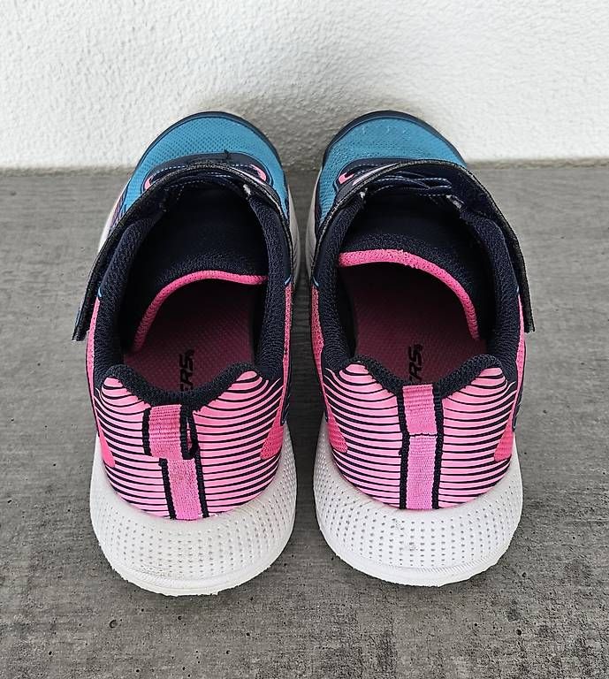 Skechers Scarpe per ragazze: Sneaker Grösse 33 – Usato da Büron venduto da rs_83 1