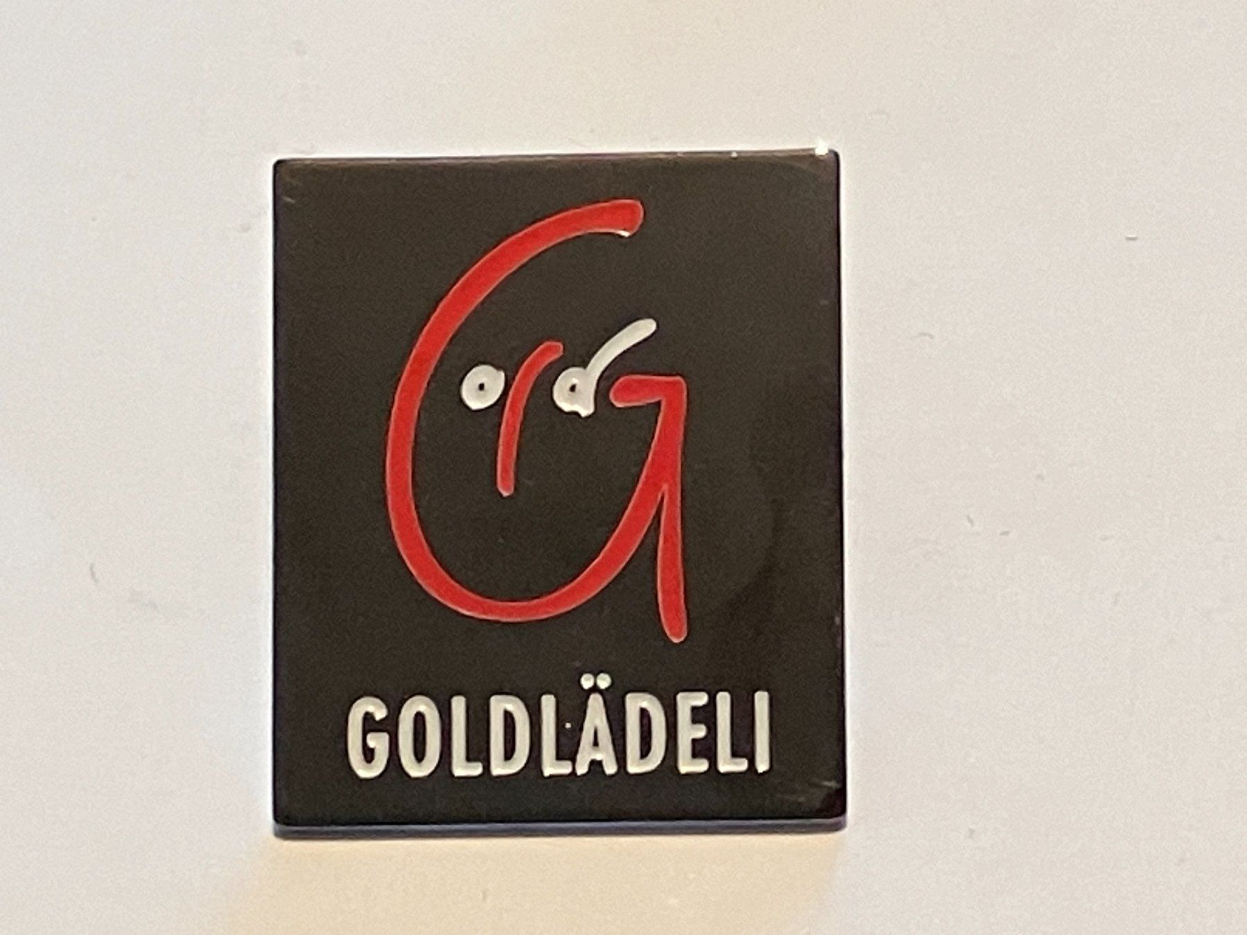 Placchette & Badge: 1 Pin Goldlädeli – Usato da Basel venduto da djwwpp