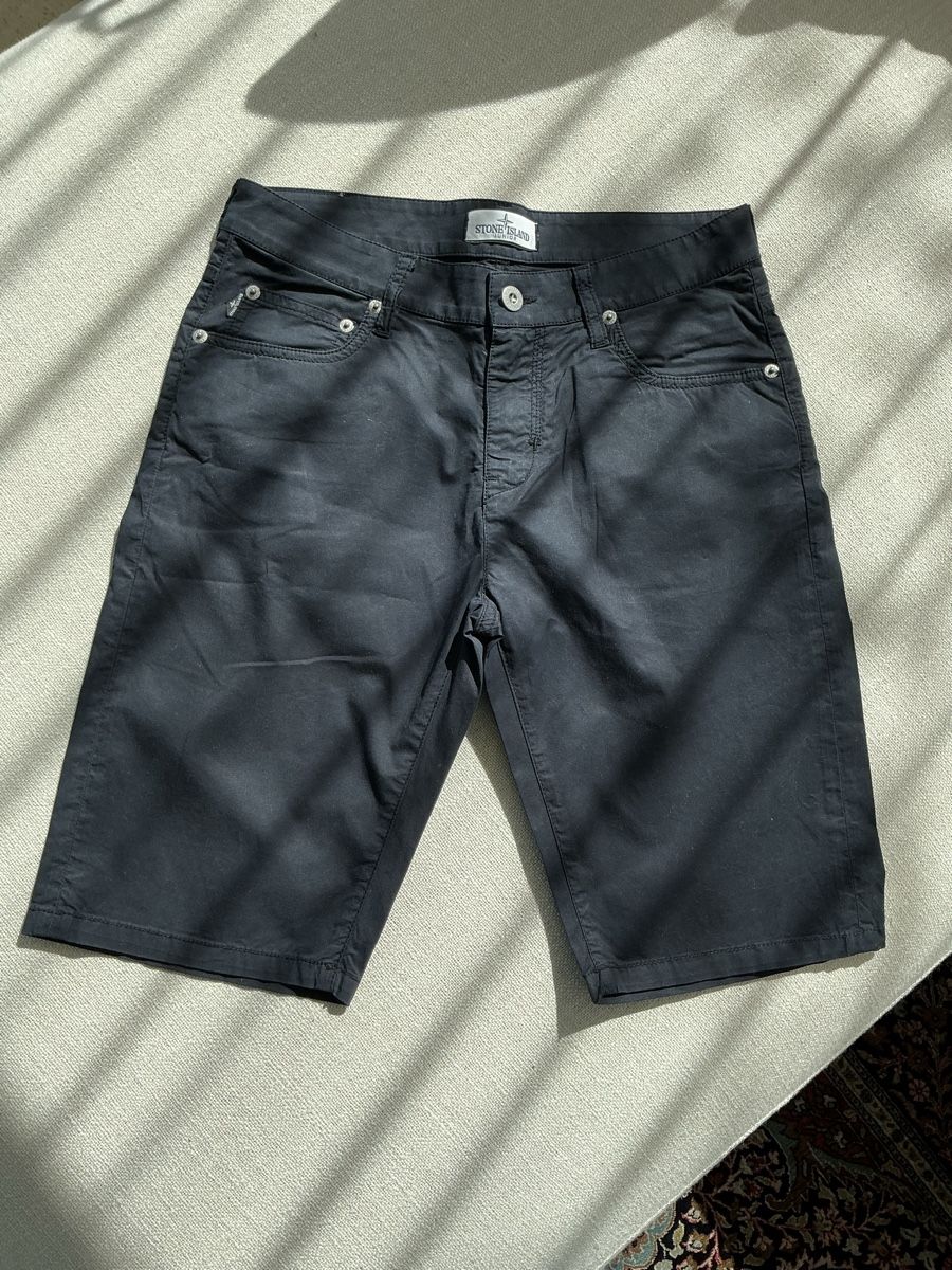 Stone Island Pantaloni: Jungs Stone Island Shorts – Usato da Freienbach venduto da sat_yny8