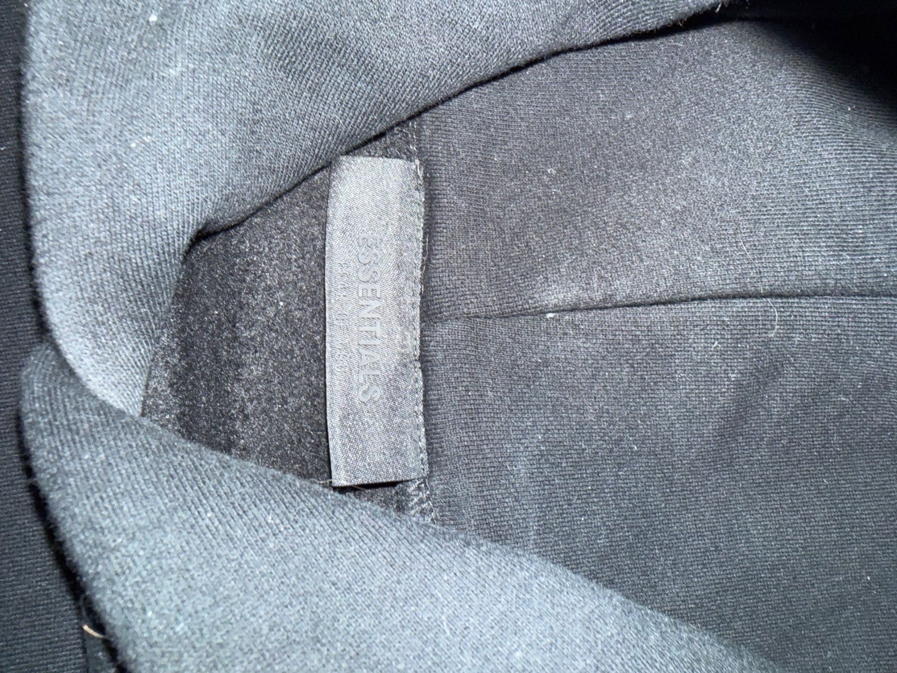 Fear of God Pullover & Sweatshirts: Original Essentials hoodie – Neu (gemäss Beschreibung) aus Rüfenacht BE von Chrome 2