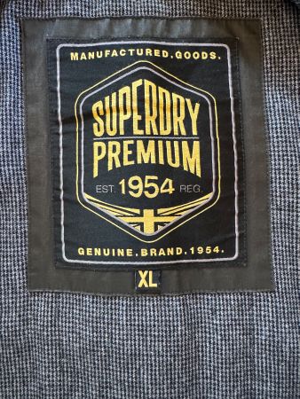 Veste Superdry Premium XL, idéal à la mi-saison! Comme neuf