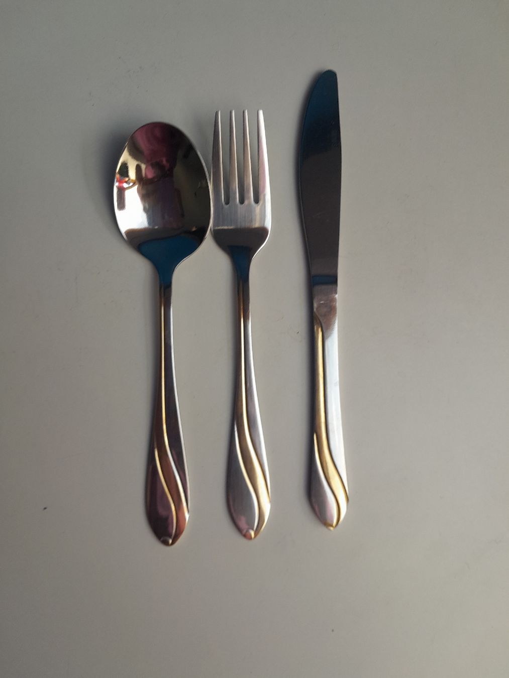 Bestecksets: malle de couvert de table – Gebraucht aus Genève von ang_fd8z 2