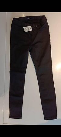Schwarze Hose