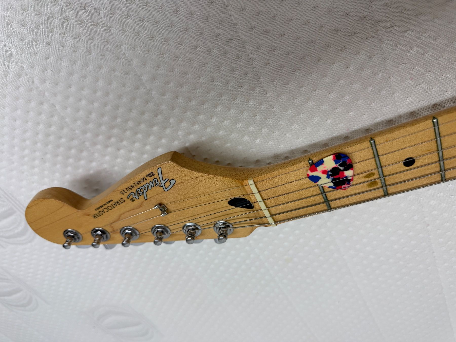 Musikinstrumente: Fender MIM • 90s Sunburst • Maple Neck – Gebraucht aus Rapperswil SG von bjo_72lx 1