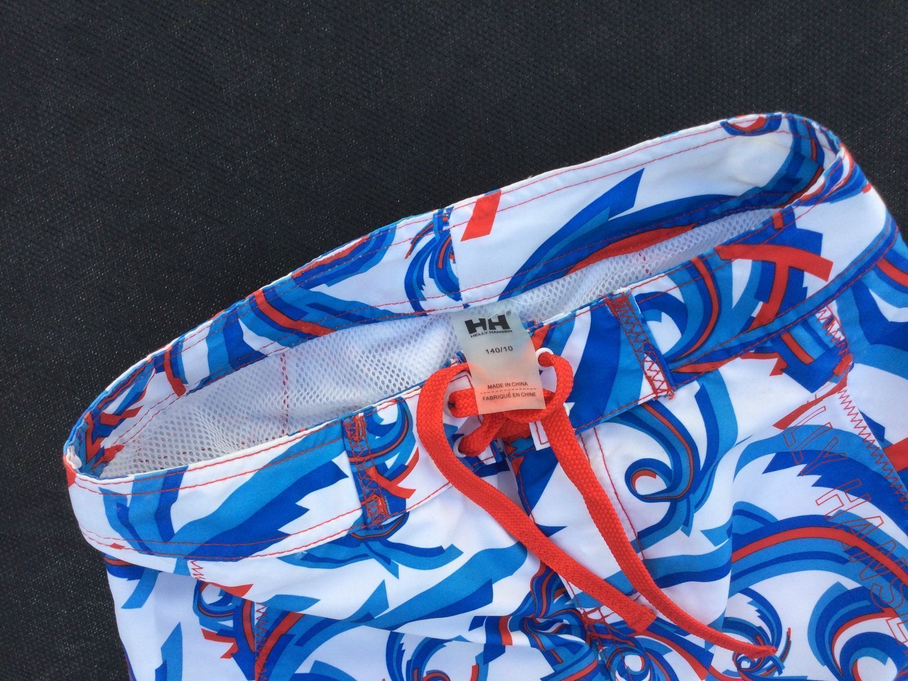 Badehosen: Bermuda Short de bain garçon Helly Hansen, taille 140, NEUF – Neu und originalverpackt aus Agiez von chouchanelle 1