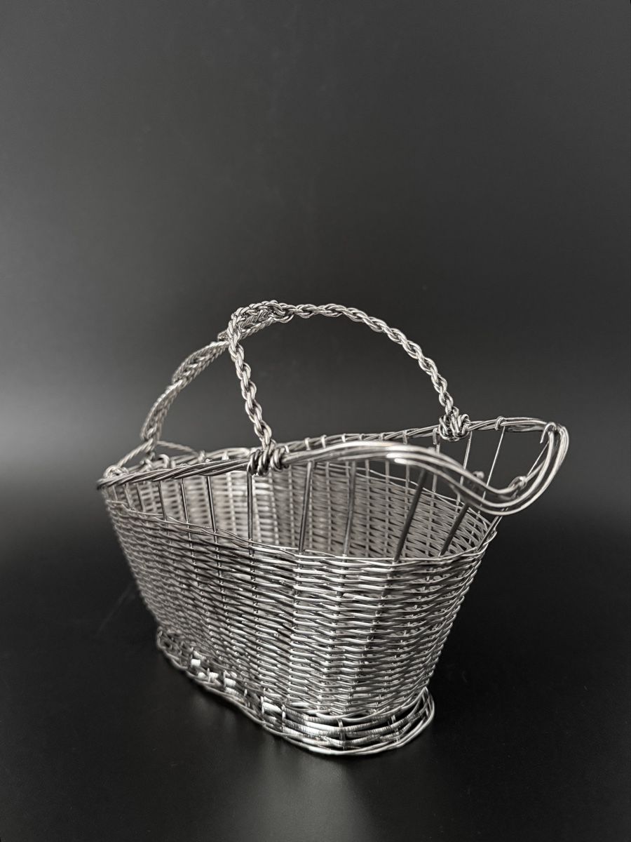 Altro per la casa: Versilberter Weinflaschenhalter im Korbgeflecht-Design – Usato da Luzern venduto da downtonabbey 2