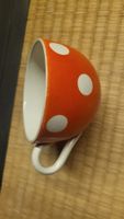 Rot weiss gepunktete Tasse, evtl. Rössler Geschirr