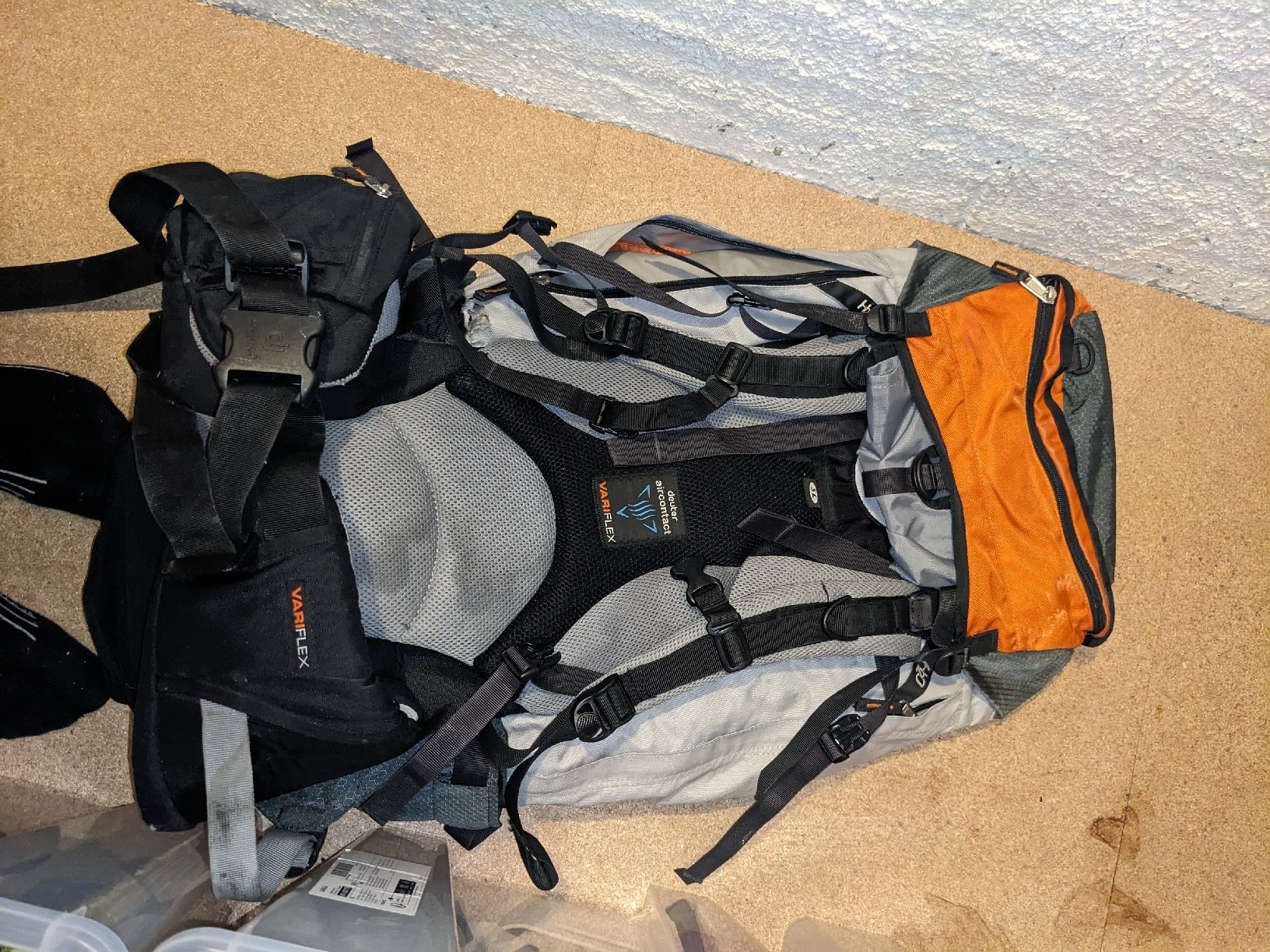 Zaini: Deuter Wanderrucksack, 65+10 Liter, NP 330 CHF – Usato da Winterthur venduto da SebastianWeiler 1