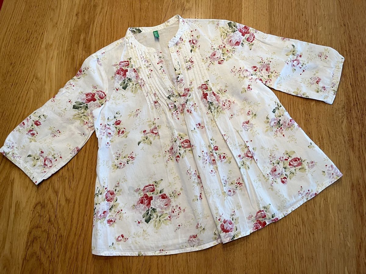 Benetton Camicette, T-shirt & Top: Benetton Bluse Mädchen 120 cm – Usato da Zürich venduto da asocaciu 1