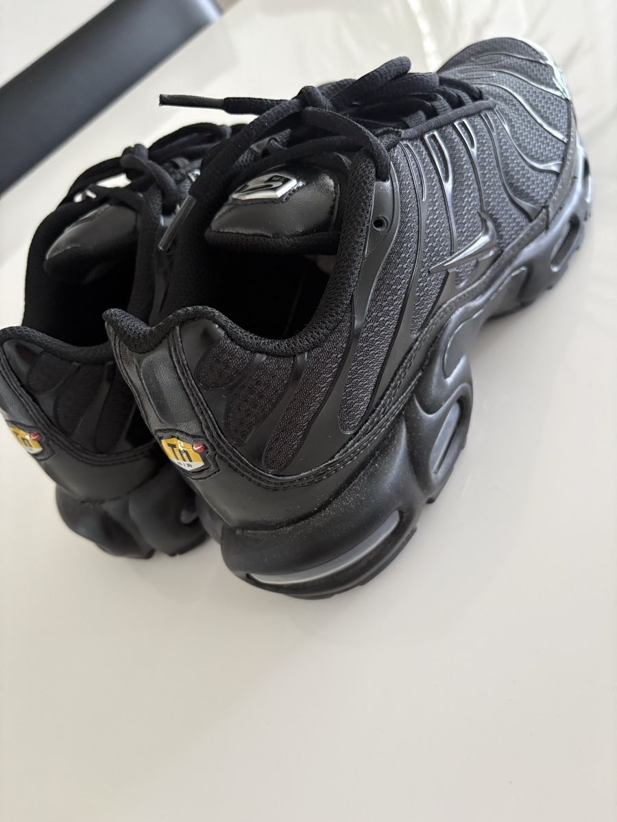 Nike Herrenschuhe: Original Nike Air Max Plus (43) – Gebraucht aus Rossens FR von Revox72 1
