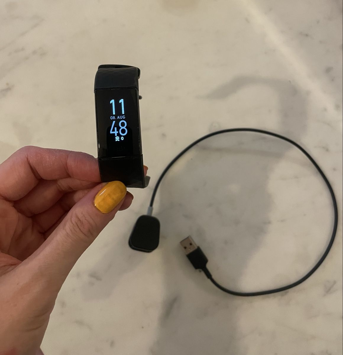 Fitbit Smartwatch: fitbit charge 4 Fitness Tracker – Gebraucht aus Bern von AnnaS13 3