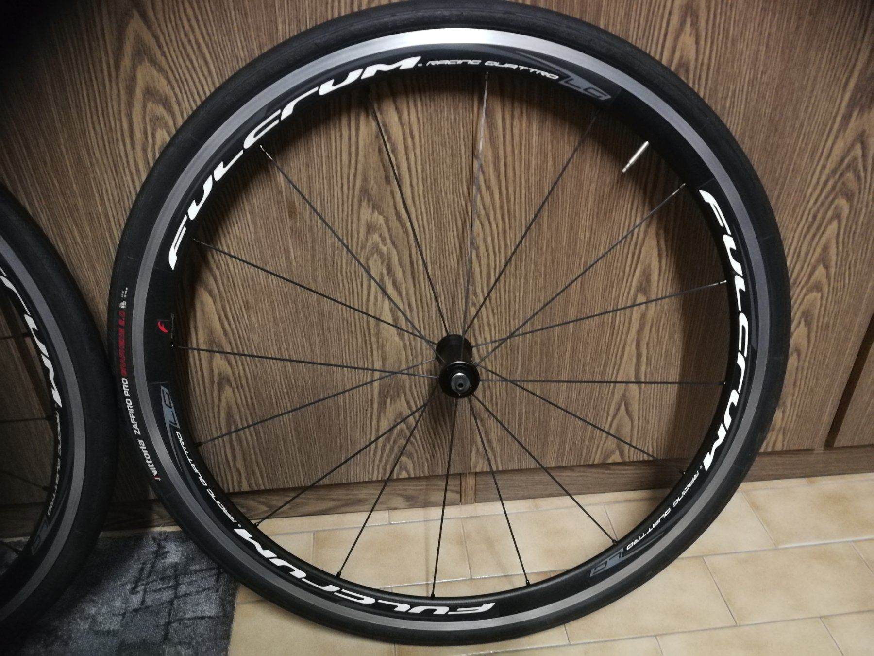 Fulcrum Ersatzteile: Laufradsatz Fulcrum racing 4 – Gebraucht aus Bosco Luganese von svi_vv9w 3