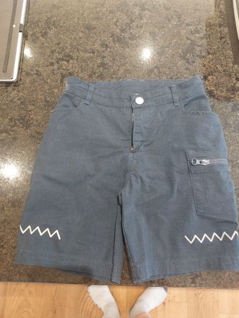 Namuk kurze Hose