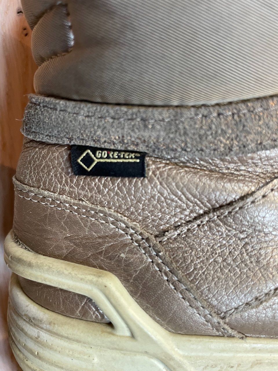 Ecco Scarpe per ragazze: ECCO Gore-tex Winter-Sneakers Grösse 35 – Usato da Zürich venduto da 0parker0 2