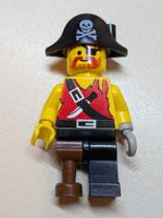 Lego Pirates pi022 Pirate Shirt with Knife [used]