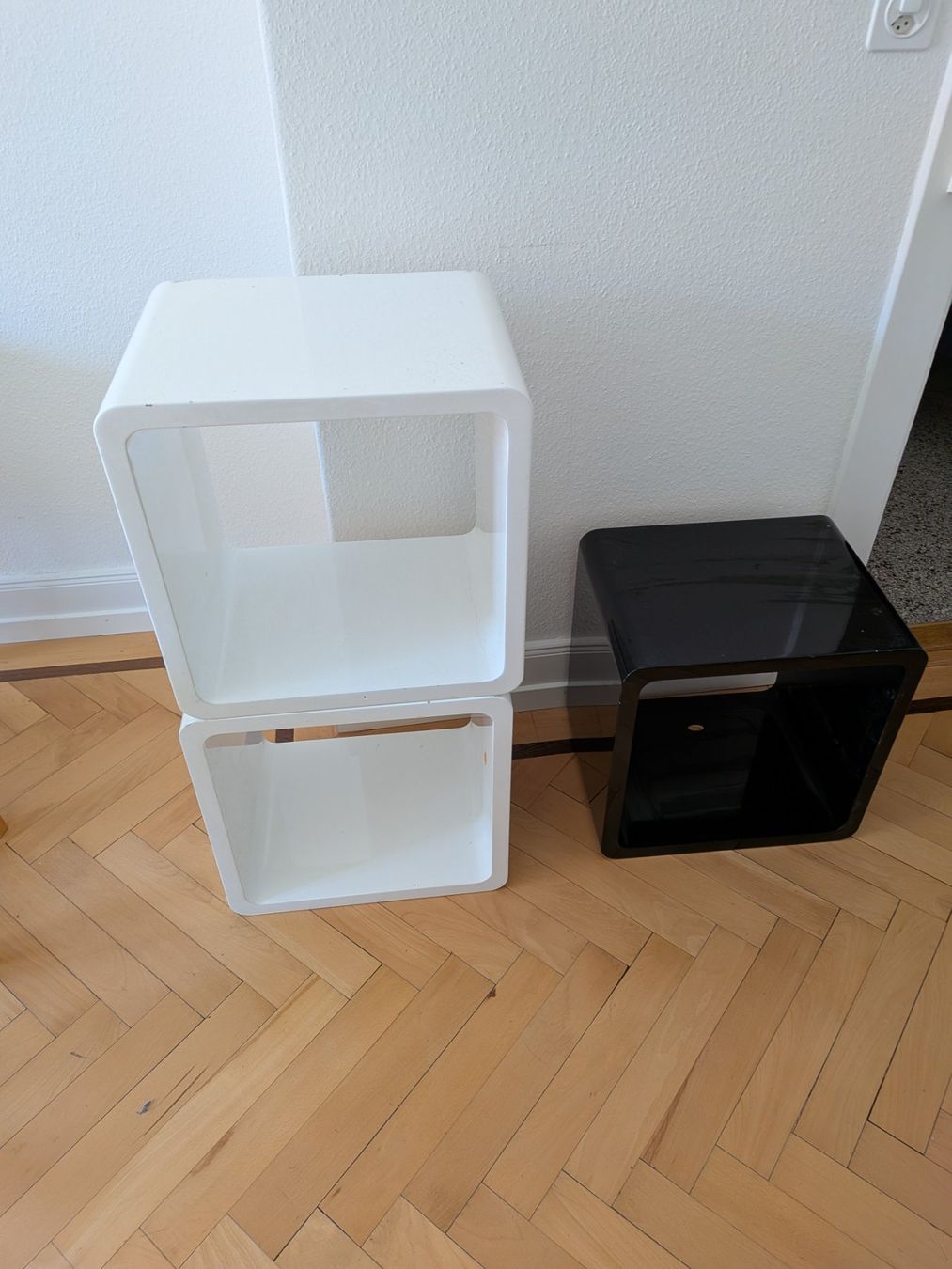 Kare Comodini: 3x Kare Loung Cube – Usato da Zürich venduto da anbrae