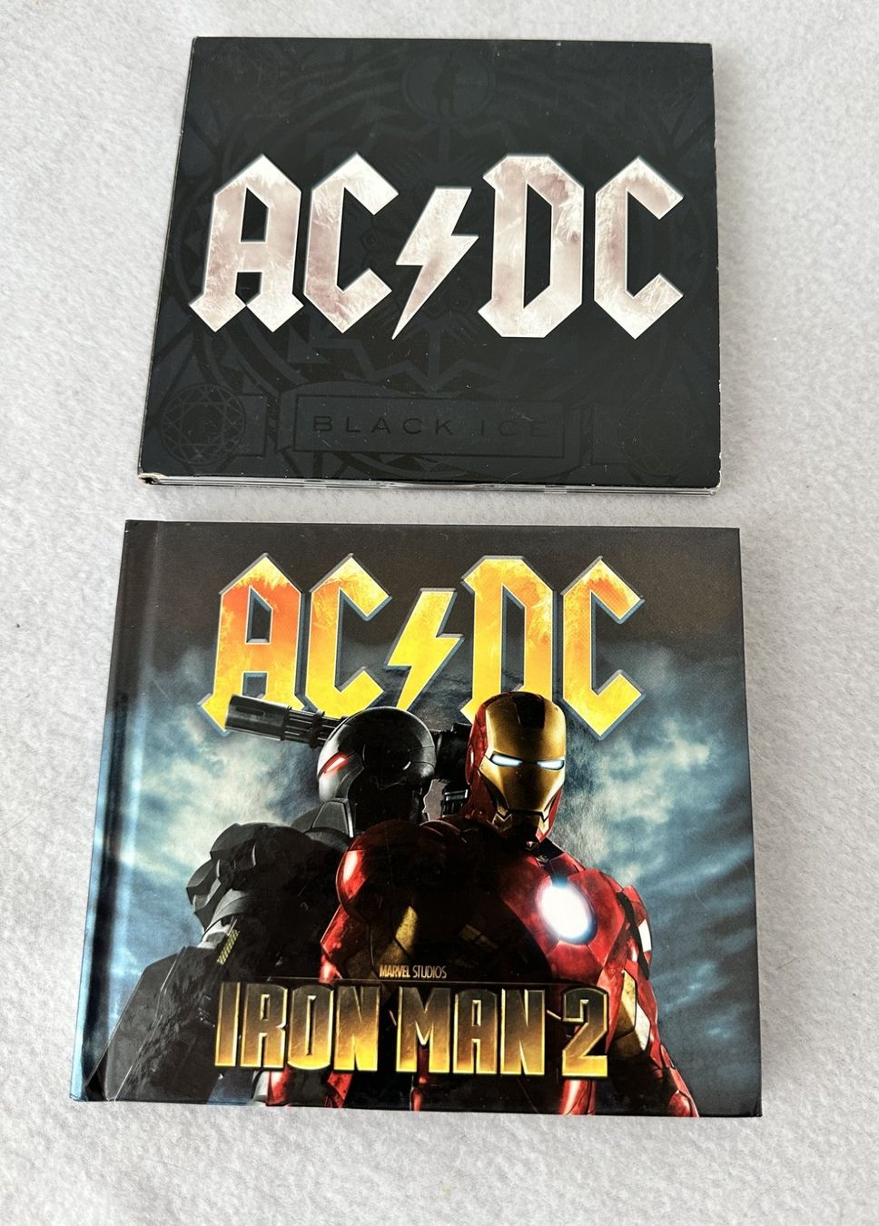 CD: AC/DC - CD-Set: Black Ice & Iron Man 2 Soundtrack – Usato da Auw venduto da beretta1966