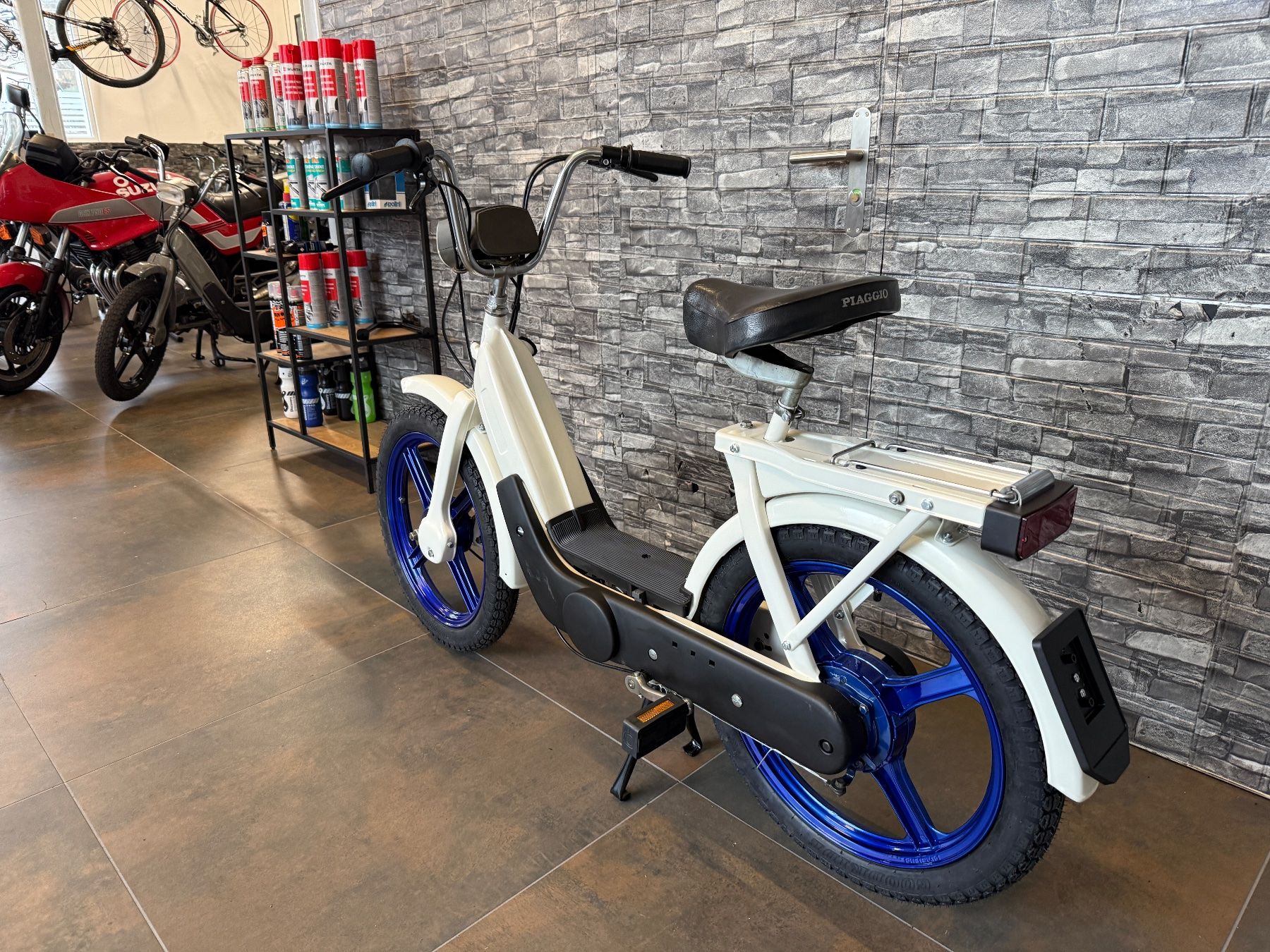Piaggio Ciclomotori: Piaggio Ciao Neuaufbau – Usato da Root venduto da E.H.Velo 1