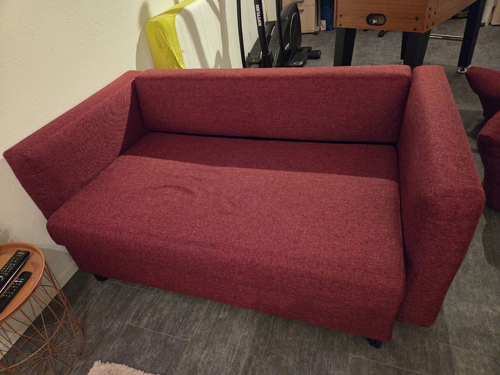Divani: Bettsofa weinrot – Usato da Gutenswil venduto da Hausi025 2