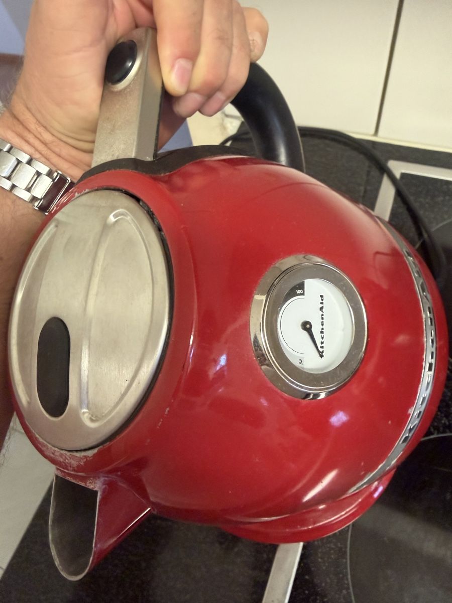 Kitchenaid Wasserkocher: KitchenAid Wasserkocher Rot  – Gebraucht aus Baden von noli.r 7