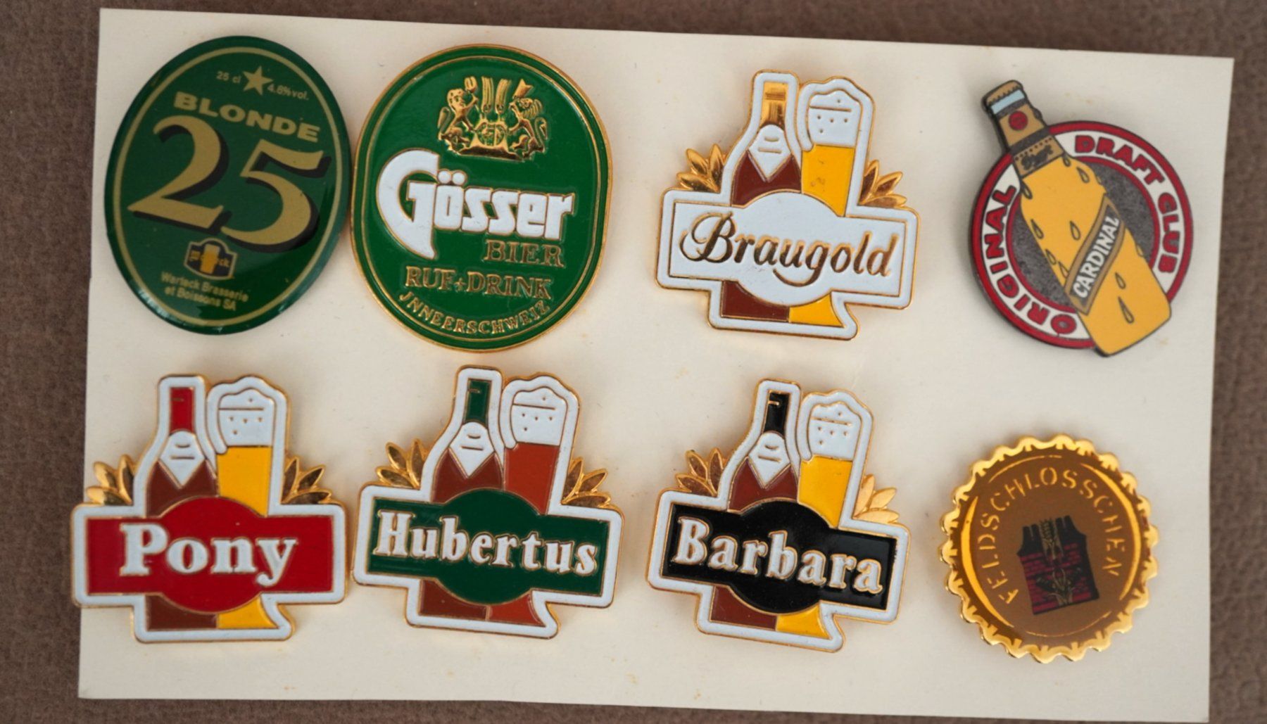 Plaketten & Abzeichen: 8 Pin Bier-Marken Div. – Gebraucht aus Worb von worb01