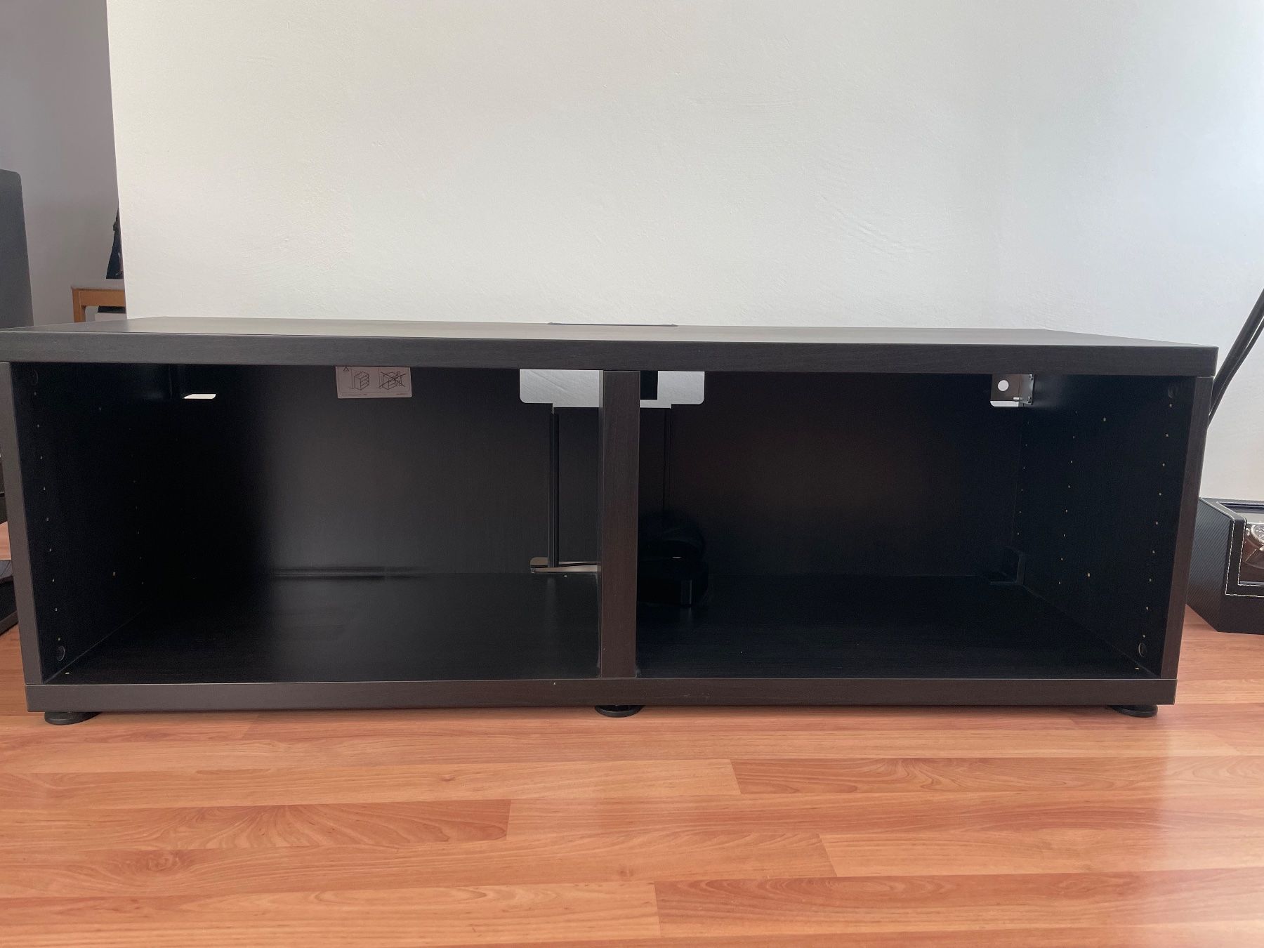 Ikea Mobili TV: Meuble TV – Usato da Winterthur venduto da voumstrm
