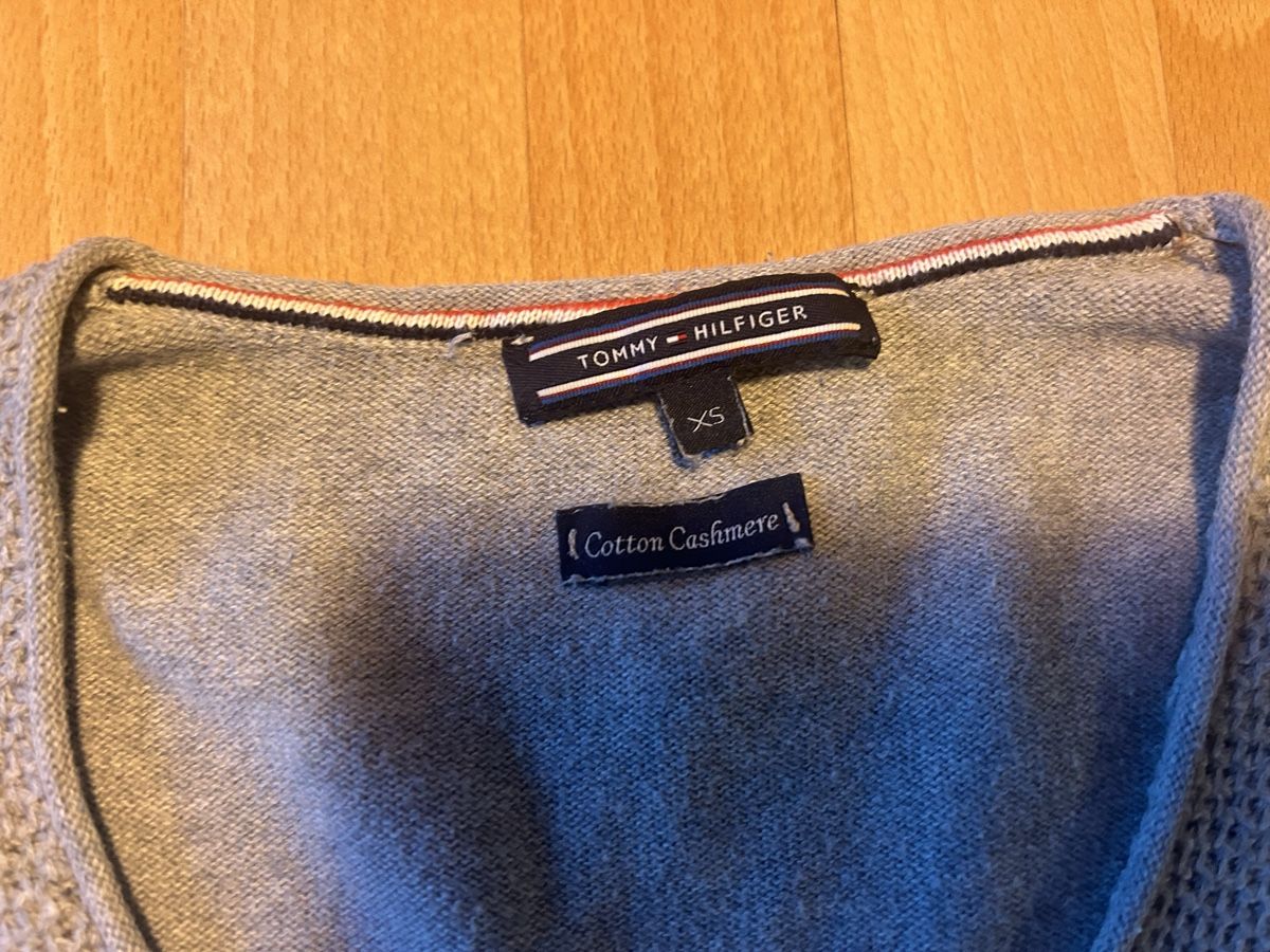 Tommy Hilfiger Maglioni & Felpe: Tommy Hilfiger Pullover XS Grau – Usato da Zürich venduto da frauchi4 1