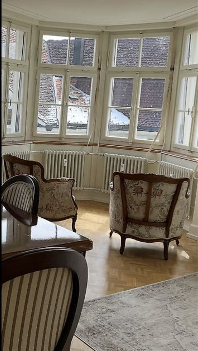 Sessel: Zwei elegante Sessel im klassisches Design – Gebraucht aus Wald ZH von Alma369 1
