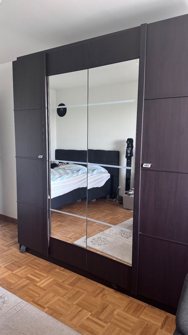 Armadi: Schönes Spiegelschrank – Usato da Bellikon venduto da olg_pwp5