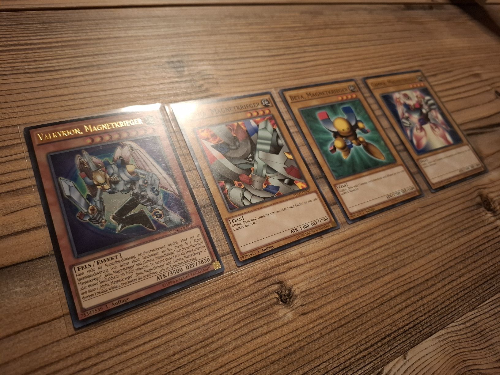 Yugioh Carte collezionabili: Yu-Gi-Oh! Magnetkrieger Set – Nuovo (secondo la descrizione) da Ammerswil AG venduto da ThisIsAnfield 1