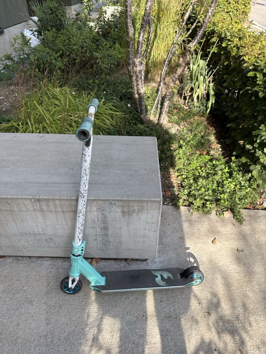 Chilli Kickboard: Chilli pro scooter  – Gebraucht aus Gossau ZH von che_q7f9
