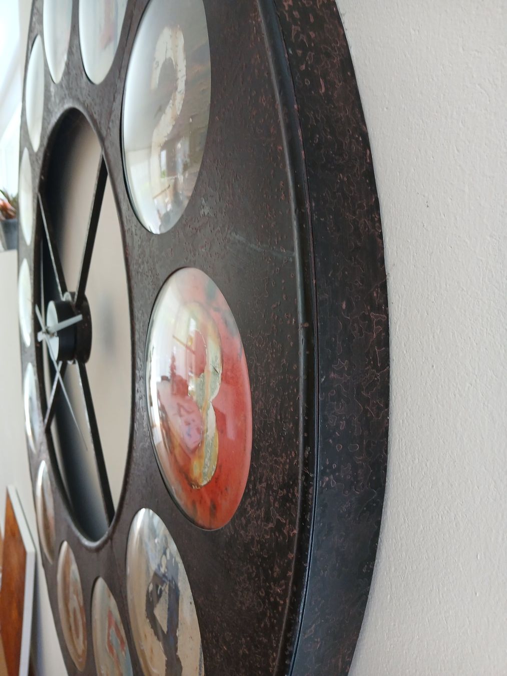 Tutte le decorazioni: Uhr an die Wand – Usato da Kägiswil venduto da mfp_vlk9 1