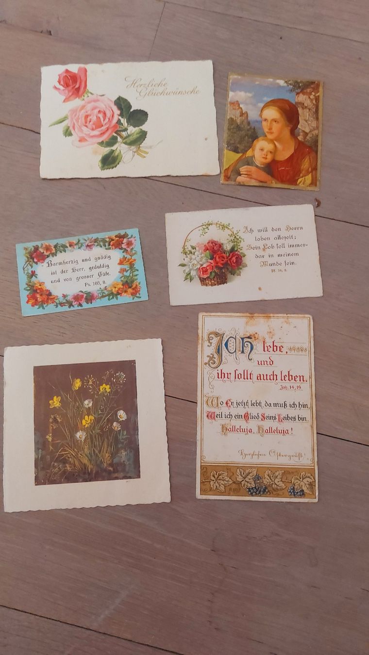 Cartes: Antike Kärtli mit Sprüchen oder Bildern – D'occasion à Sutz par Lachsforelle