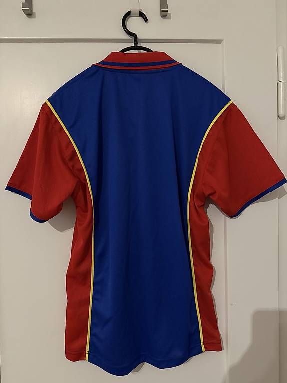 T-shirts: FC Basel Fan Tshirt – D'occasion à Basel par momo.st 2