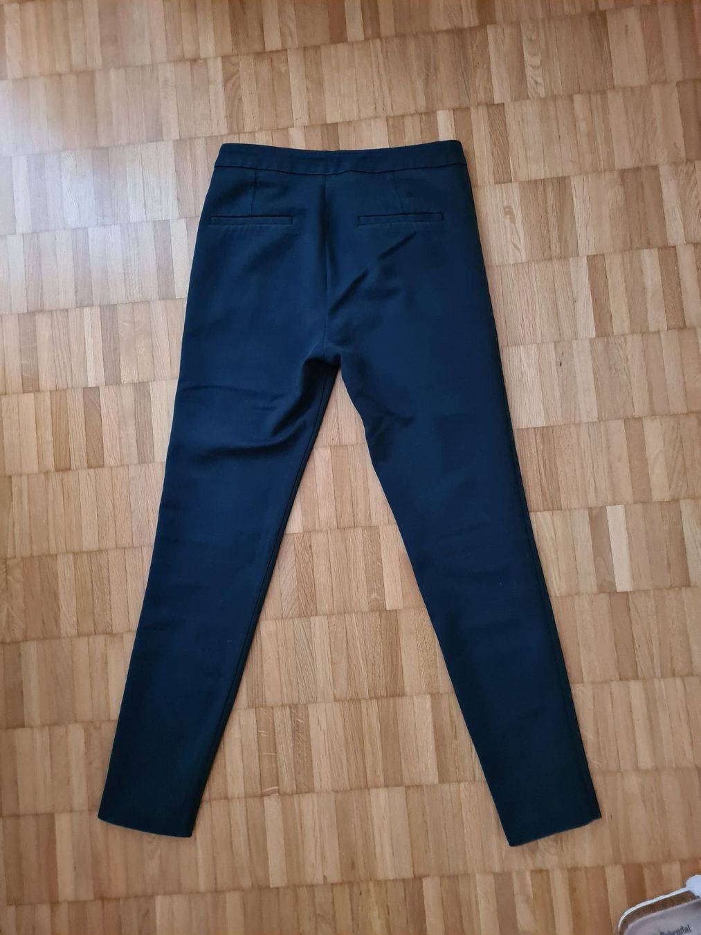 Pantaloni: Zara Hose Gr. S – Usato da Jona venduto da Good_luck_ 5