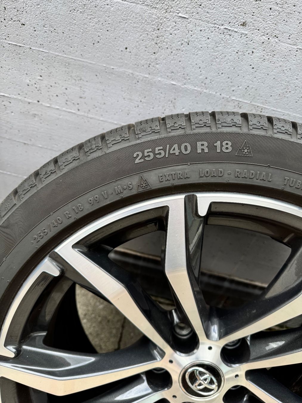 Continental Pneus & Roues: Räder zu verkaufen – D'occasion à Thusis par inf_hk95 2