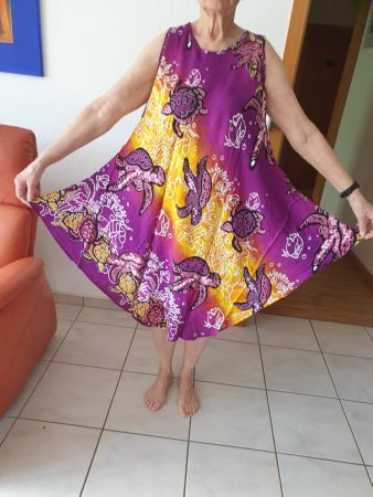 Farbiges Sommerkleid aus Senegal Länge 105cm