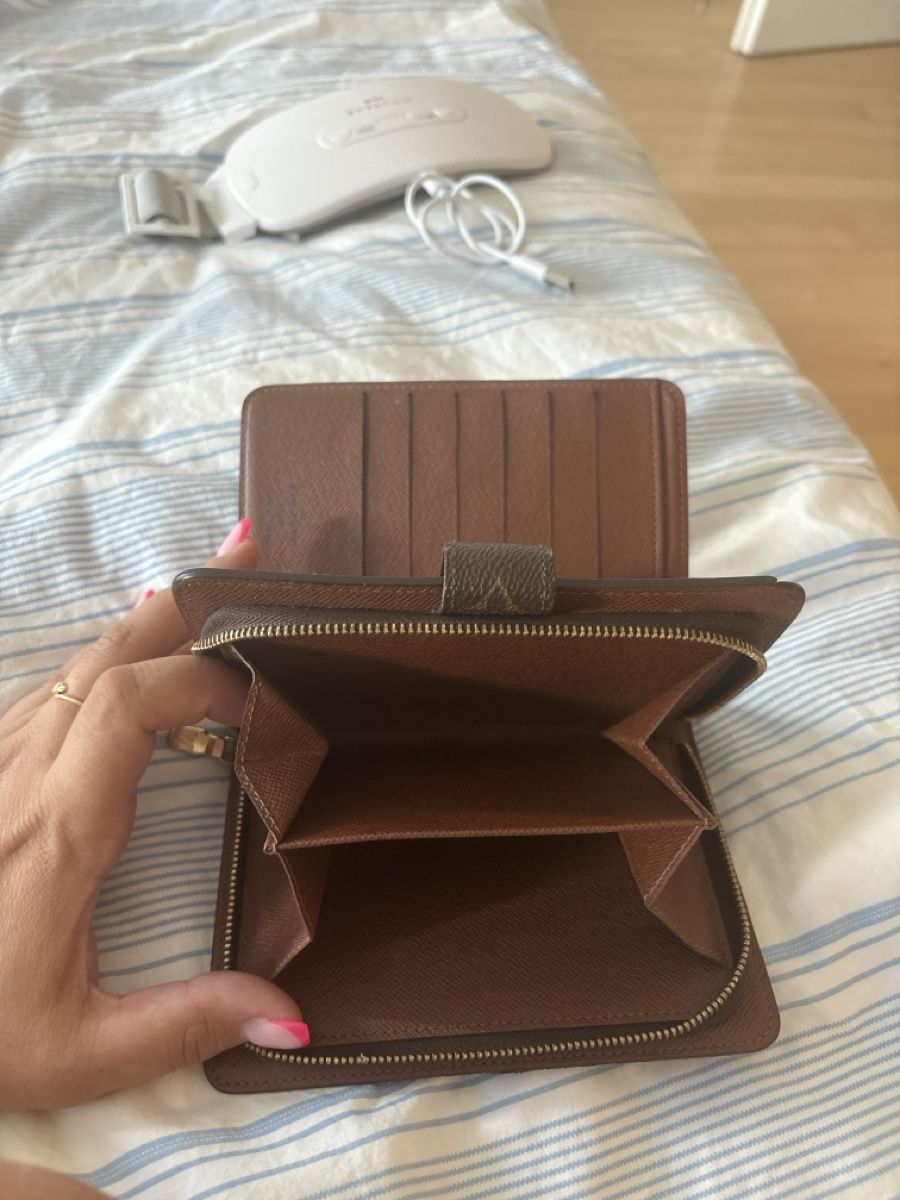 Louis Vuitton Portafogli: Portefeuille Louis Vuitton Monogramme bon état – Usato da Puidoux venduto da ray_2b5z 2