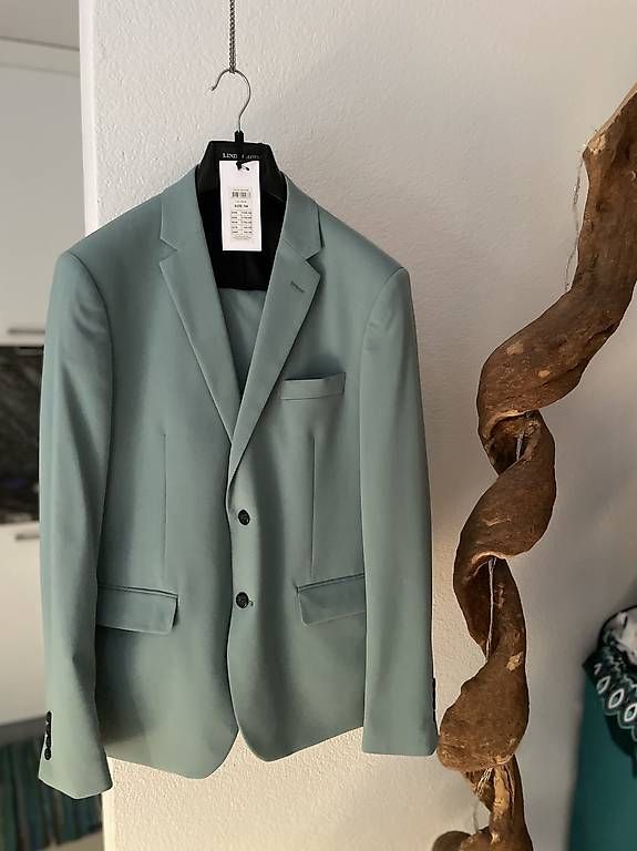 Kleider: Abito elegante uomo tg 54 – Neu und originalverpackt aus Locarno von Saman2024