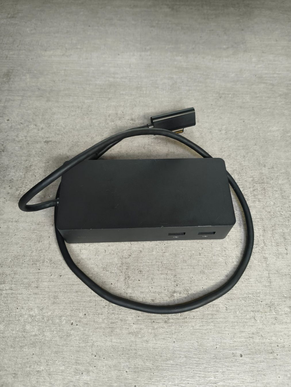 Microsoft Docking station: Microsoft Surface Dock Modell 1661 inkl. Netzteil – Usato da Thun venduto da SkateAndDie 1