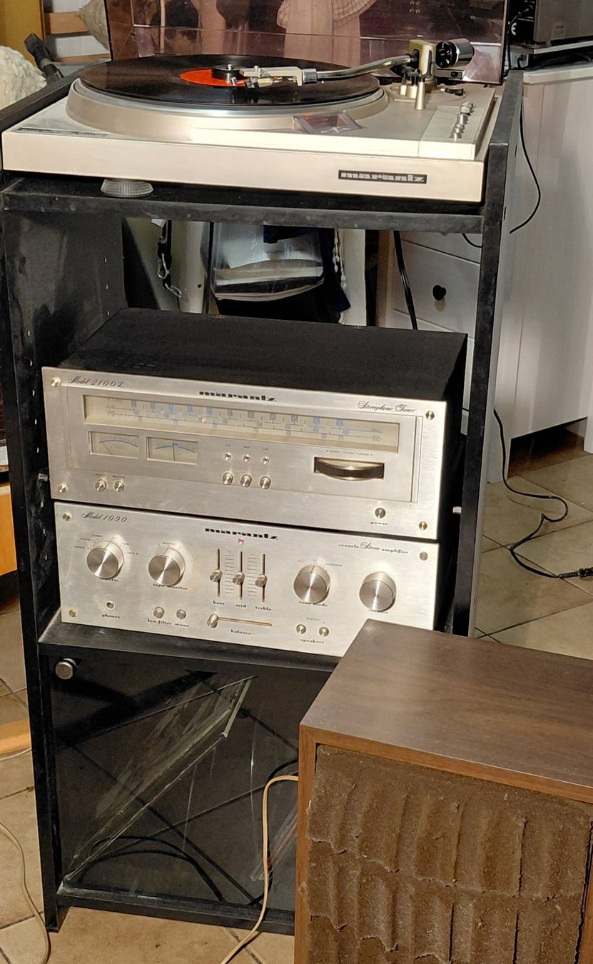 Marantz Audio- & Mediensysteme: Marantz Set:Tuner, Stereo Amplifier, plattenspyler, Box – Gebraucht aus Rorschach von jal_v72g