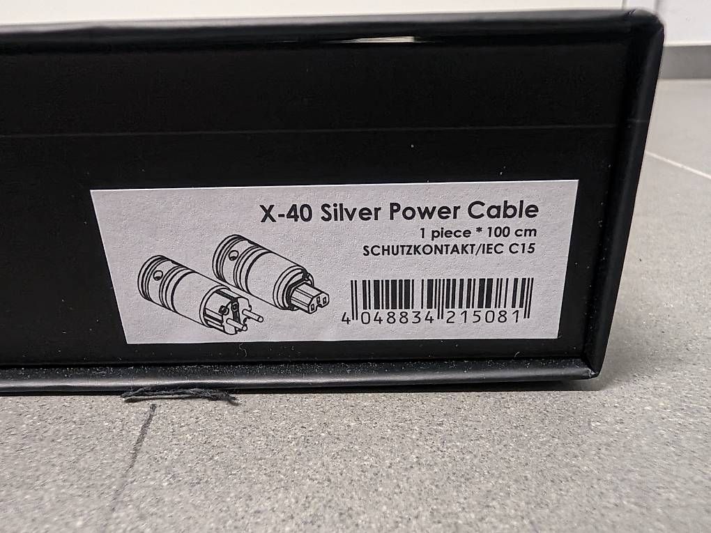 Viablue Cavi: VIABLUE X-40 Silver Stromkabel 100cm – Usato da Rickenbach b. Wil venduto da StGrand