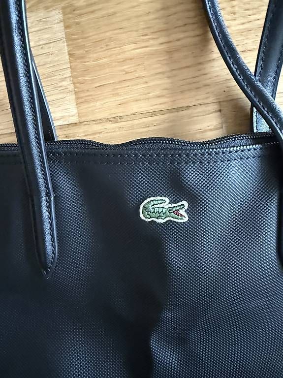 Borse da donna: Lacost Concept Tasche – Usato da Oberburg venduto da ver_hnk8 1
